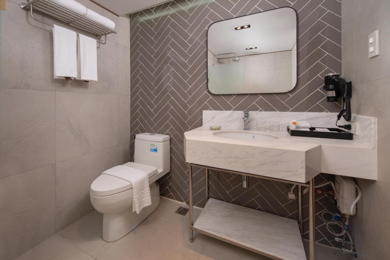 The Belamy House Managed By Hii Hotel Makati City Kültér fotó