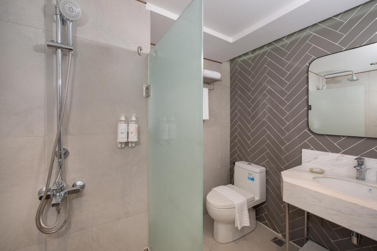 The Belamy House Managed By Hii Hotel Makati City Kültér fotó